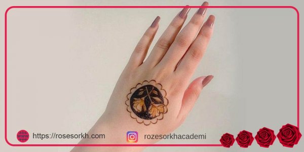  20 عکس نقش حنا ساده دخترانه