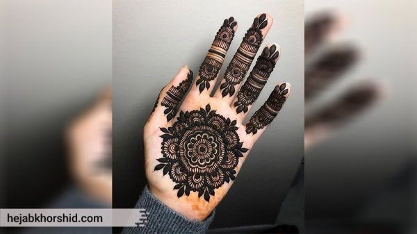  20 عکس نقش حنا ساده دخترانه