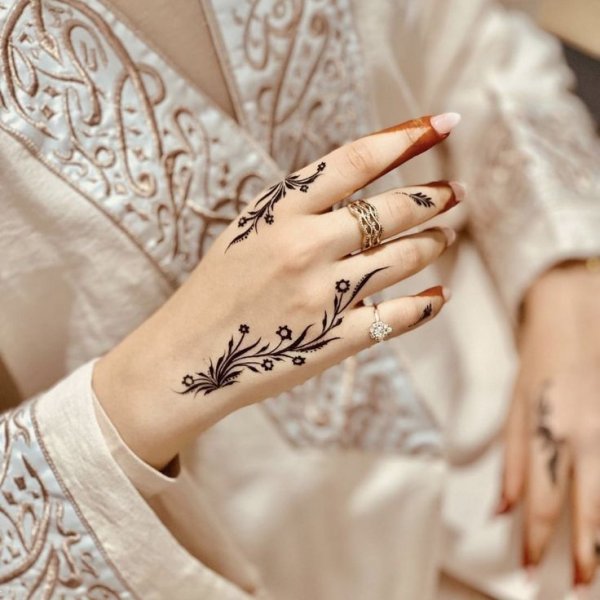  عکس نقش حنا جدید دخترانه