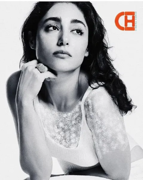  عکس گلشیفته فراهانی روی جلد مجله فرانسوی