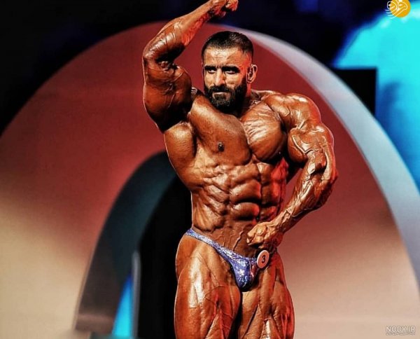 عکس هادی چوپان با لباس