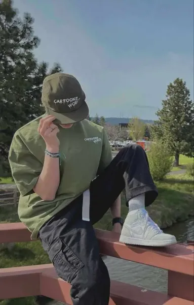 عکس پروفایل ساده و شیک پسرانه