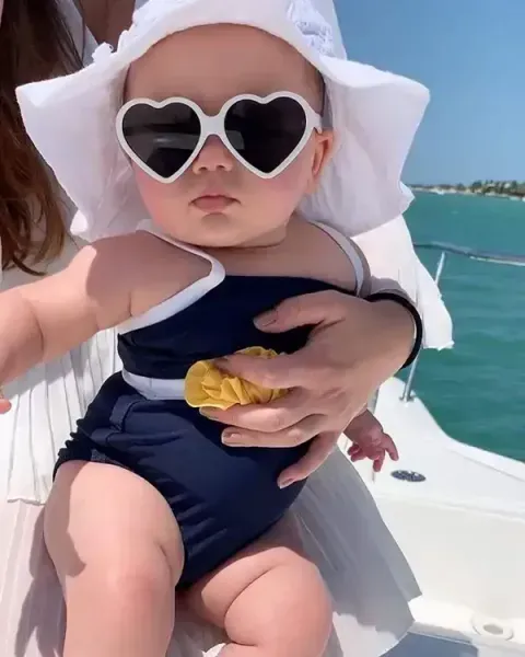  عکس پروفایل بچه گانه دخترانه جدید