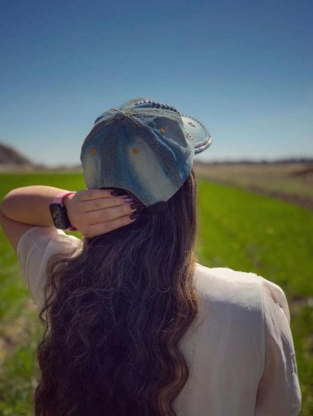  400 عکس دختر واقعی برای پروفایل