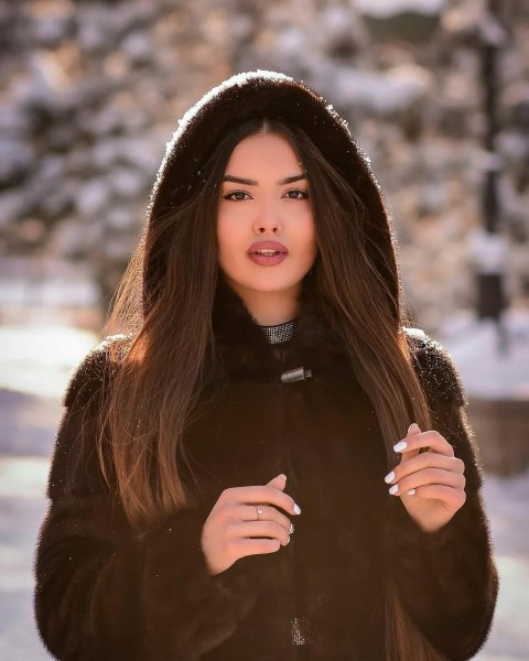  400 عکس دختر واقعی برای پروفایل