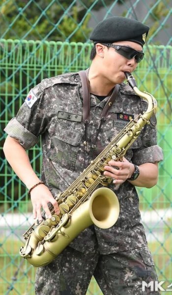  عکس های عاشقانه خارجی و خاک بر سری