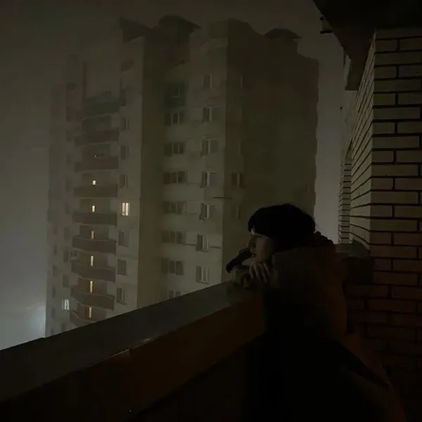  عکس دختر تنها و غمگین برای پروفایل