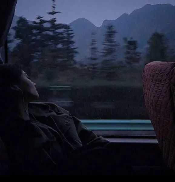  عکس پروفایل غمگین دخترانه واتساپ