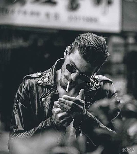  عکس سیگار کشیدن لاکچری