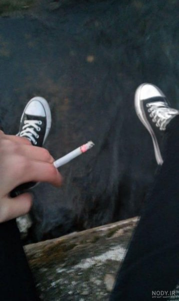  عکس سیگار کشیدن پسر غمگین