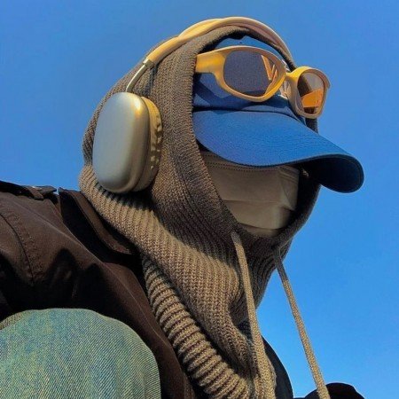  پروفایل بدون چهره