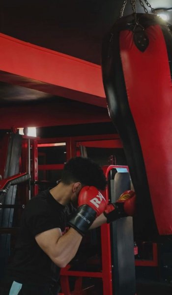  عکس باشگاهی بدون چهره