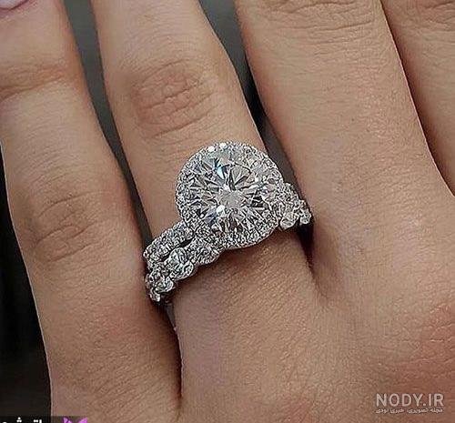  عکس حلقه نامزدی در دست دختر طبیعی