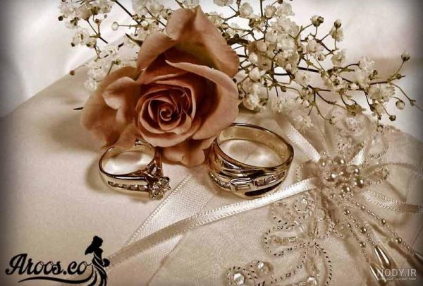  عکس حلقه نامزدی در دست دختر طبیعی