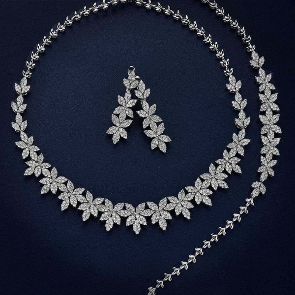  عکس سرویس جواهر زمرد و برلیان