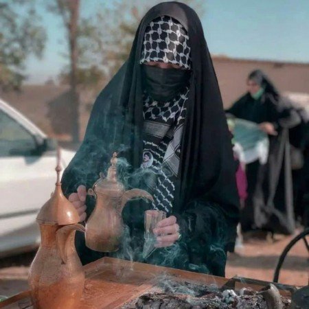  160 عکس دختر با حجاب عروسکی