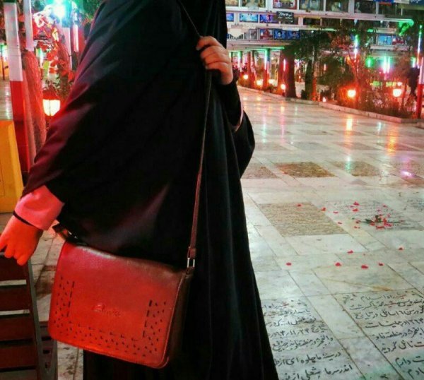  عکس حجاب زیبا با چادر