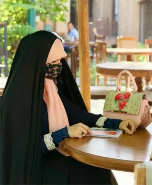 عکس حجاب زیبا با چادر فانتزی