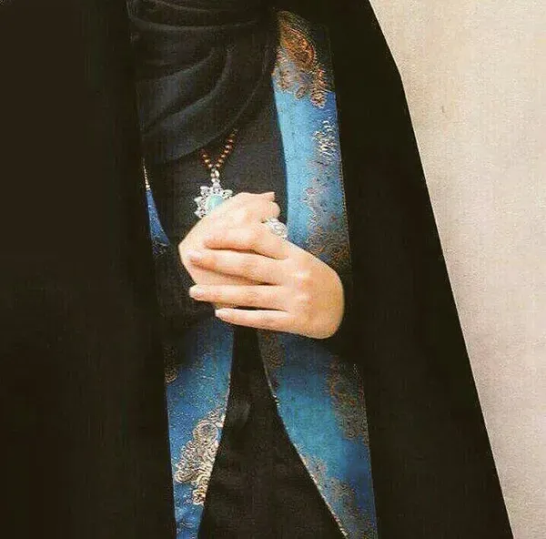  عکس حجاب زیبا با چادر فانتزی