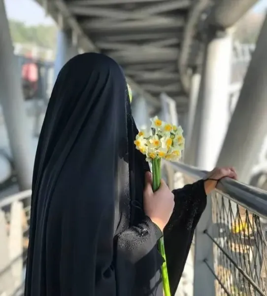  عکس حجاب زیبا با چادر فانتزی