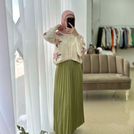  عکس دختر با حجاب عروسکی