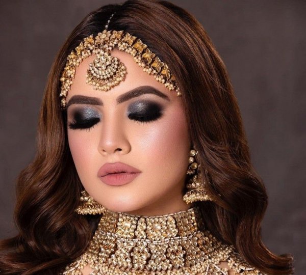 مدل آرایش با لباس افغانی