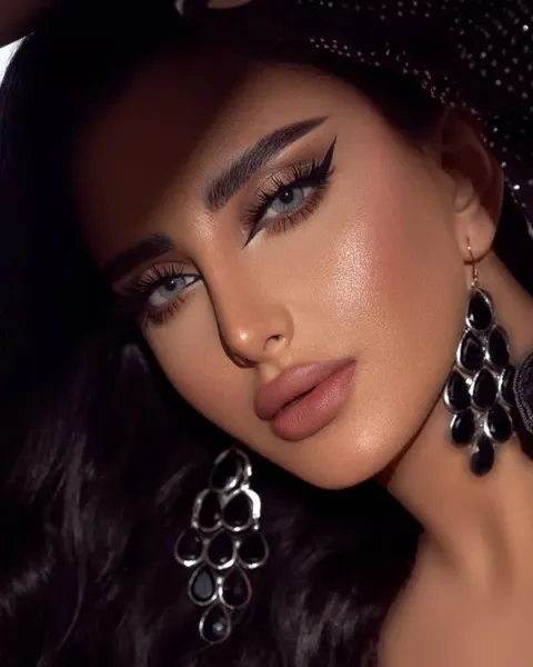  عکس میکاپ عربی غلیظ عروس