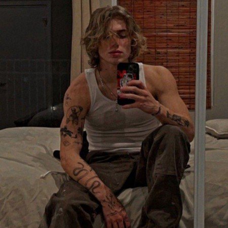  عکس فیک پسرونه 18 ساله