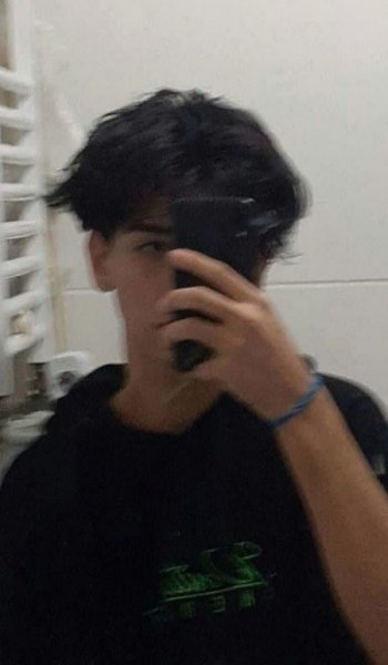  عکس فیک پسرونه 18 ساله