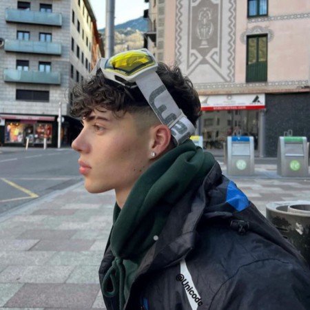  عکس فیک پسرونه 18 ساله