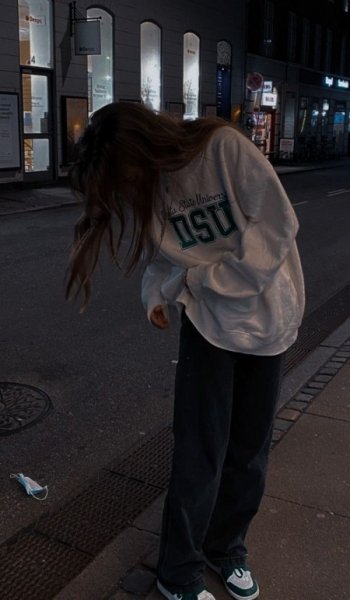  عکس فیک پسرونه 18 ساله لاتی