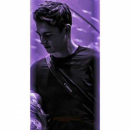  عکس فیک پسرونه 18 ساله واقعی