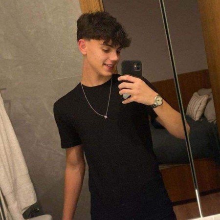  عکس فیک پسرونه 18 ساله واقعی