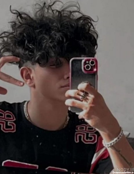  عکس فیک پسرونه 18 ساله مو فرفری