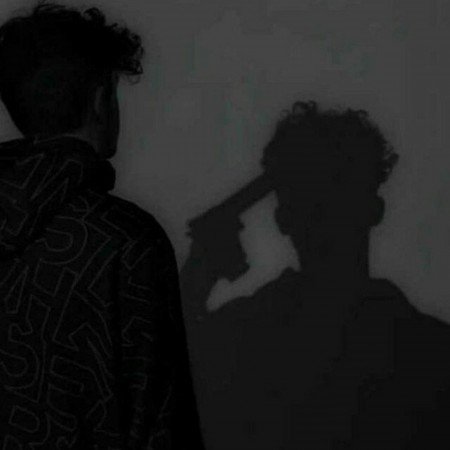  عکس فیک پسرونه 18 ساله مو فرفری