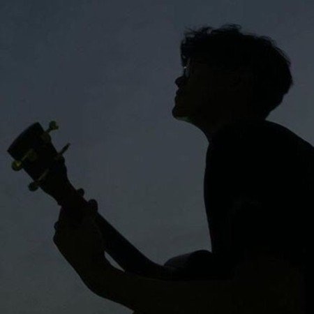  عکس فیک پسرونه 18 ساله مو فرفری