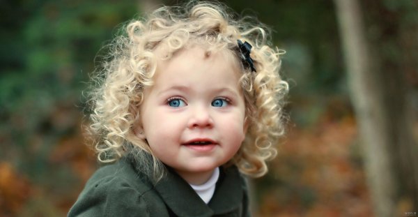  عکس پسر بچه مو فرفری برای پروفایل