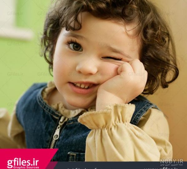  عکس پسر بچه مو فرفری برای پروفایل