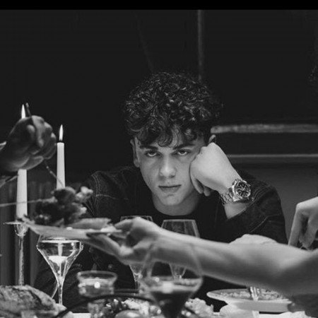  عکس فیک پسرونه ۱۶ ساله