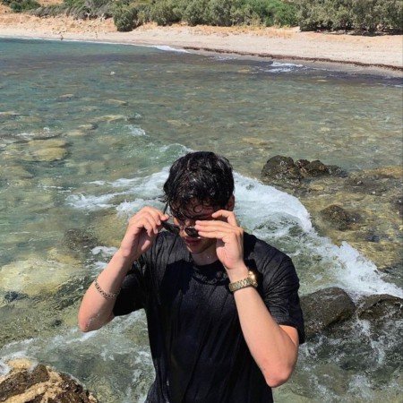  عکس فیک پسرونه ۱۶ ساله