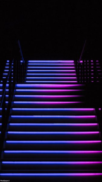  عکس بک گراند بنفش ساده