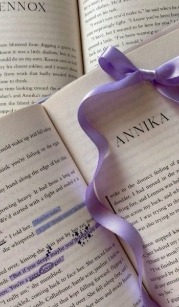  عکس بک گراند بنفش اکلیلی