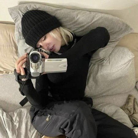  عکس انیمه دخترانه صورتی