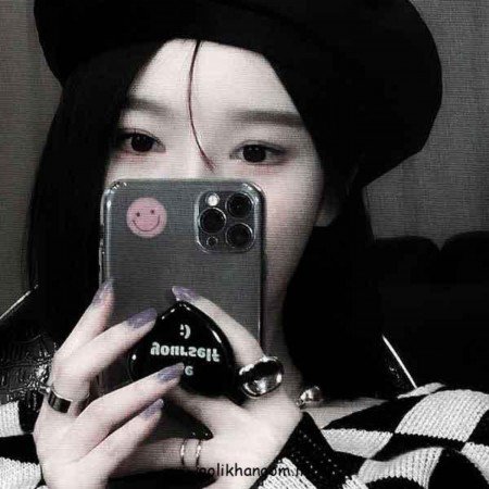  عکس دختر کره ای با گوشی