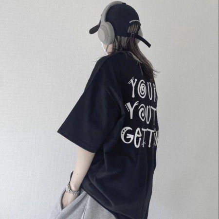  عکس دختر کره ای با گوشی