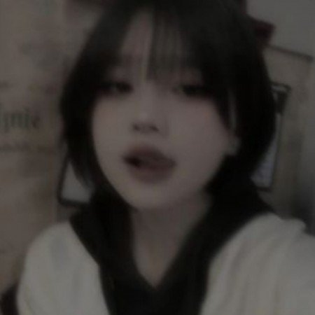  عکس دختر کره ای با گوشی