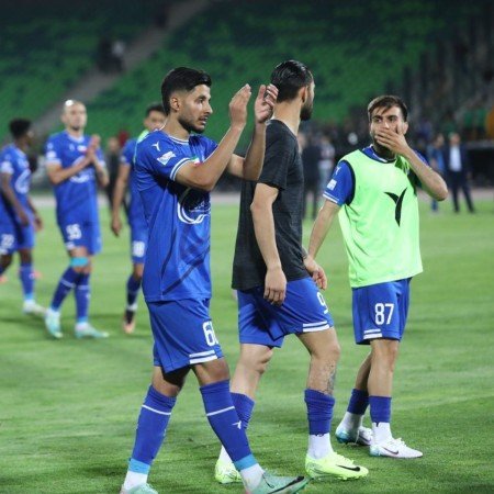  عکس دختر استقلالی برای پروفایل