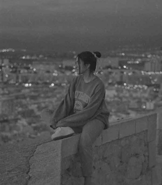  عکس پروفایل غمگین بدون متن اینستا