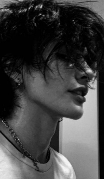  عکس پروفایل غمگین بدون متن پسرانه