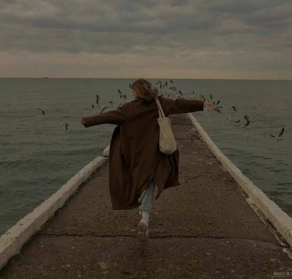  25 عکس دختر کنار ساحل برای پروفایل اینستاگرام